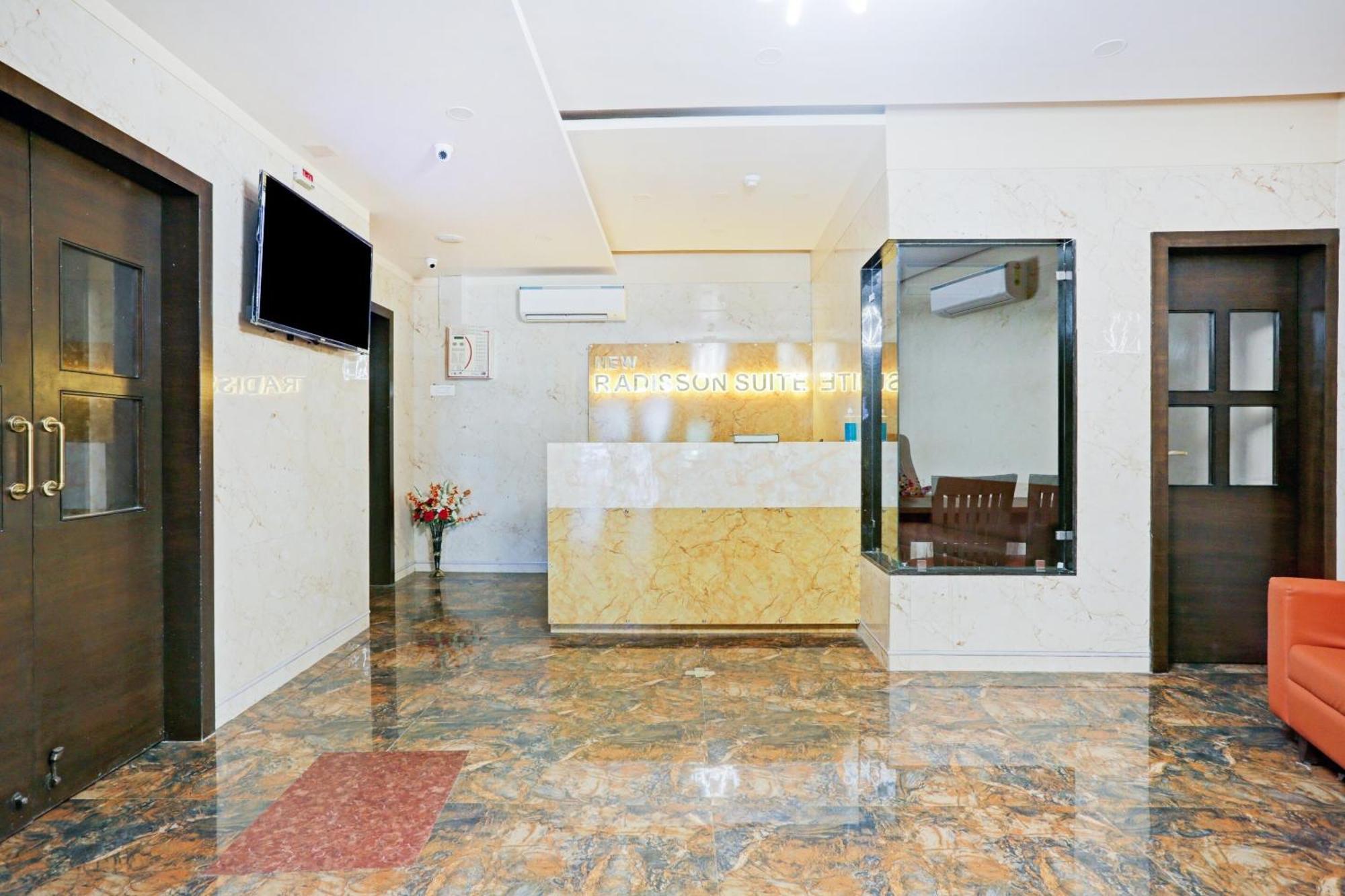 Capital O 80951 Hotel Vertigo Suite Βομβάη Εξωτερικό φωτογραφία