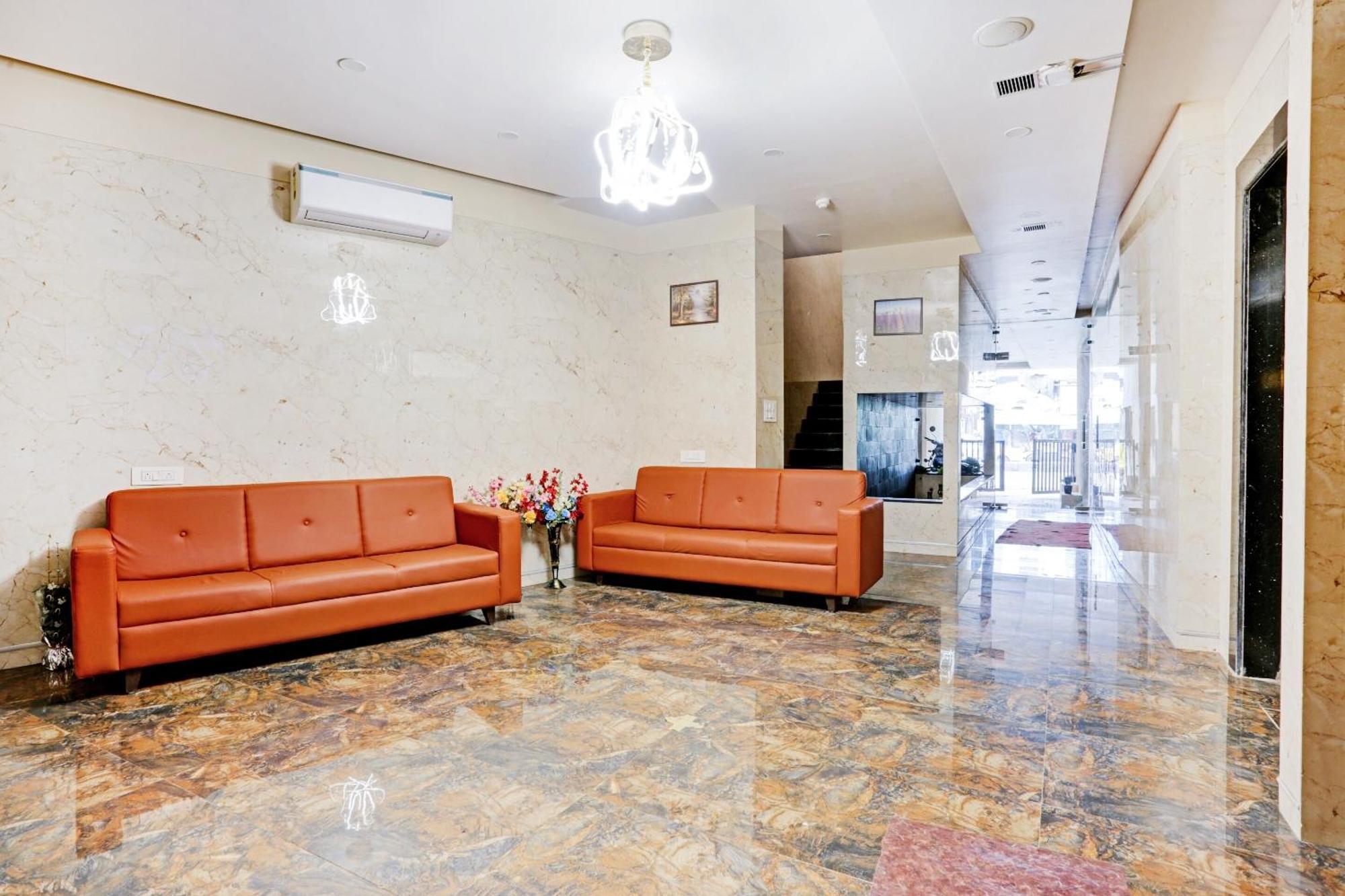 Capital O 80951 Hotel Vertigo Suite Βομβάη Εξωτερικό φωτογραφία
