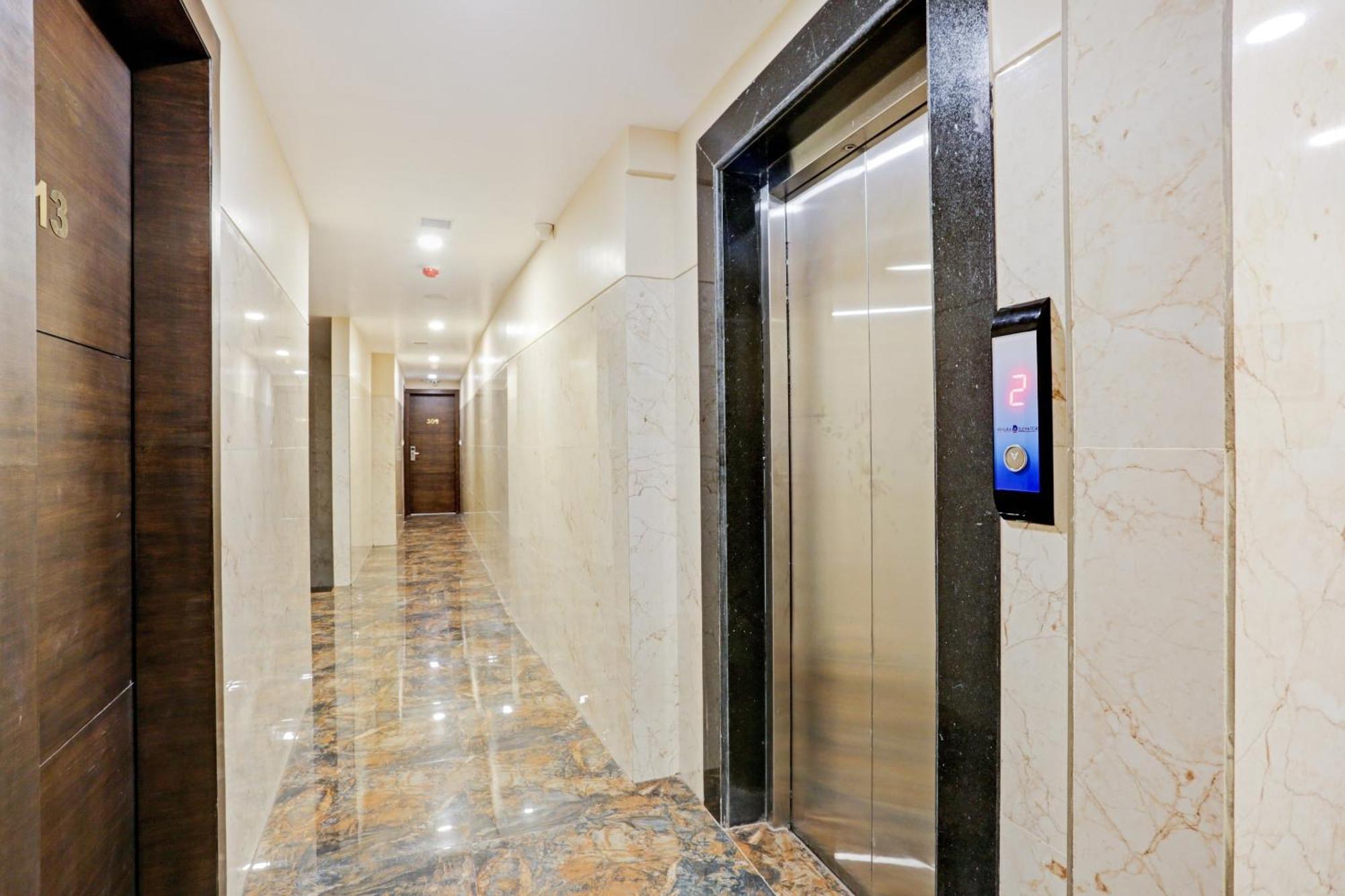 Capital O 80951 Hotel Vertigo Suite Βομβάη Εξωτερικό φωτογραφία
