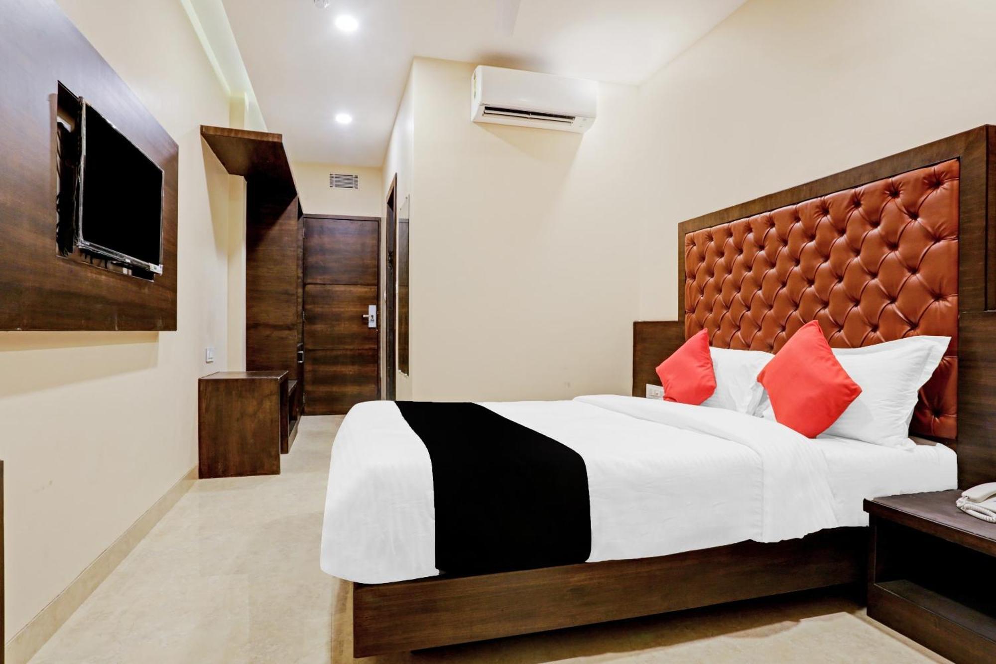 Capital O 80951 Hotel Vertigo Suite Βομβάη Εξωτερικό φωτογραφία